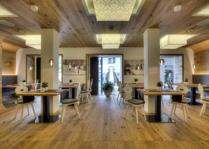 Posta Zirm Hotel Corvara In Badia